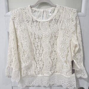 Women's Medium Ivory Lace Blouse